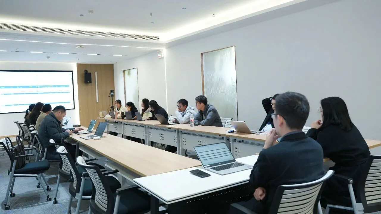 深耕案件11.10月度会 1.jpg